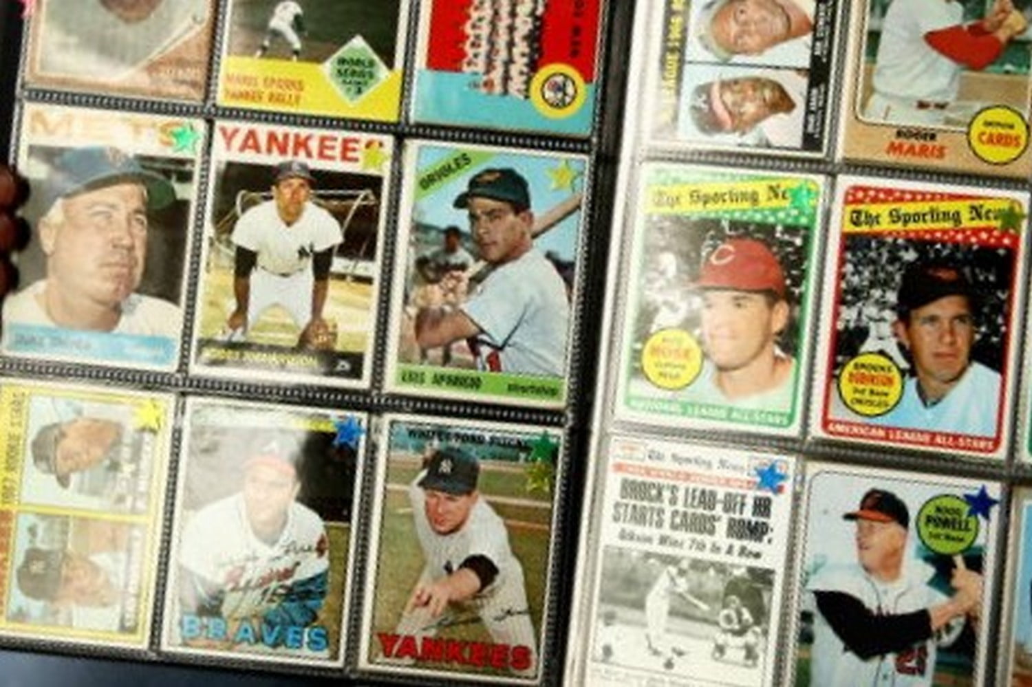 Best Vintage Baseball Cards Under $1000