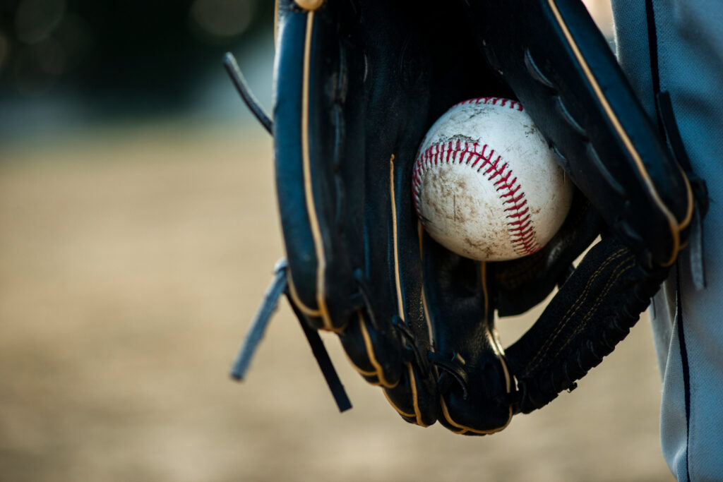 American Legends: The Premier Destination for Selling Baseball Cards in NY